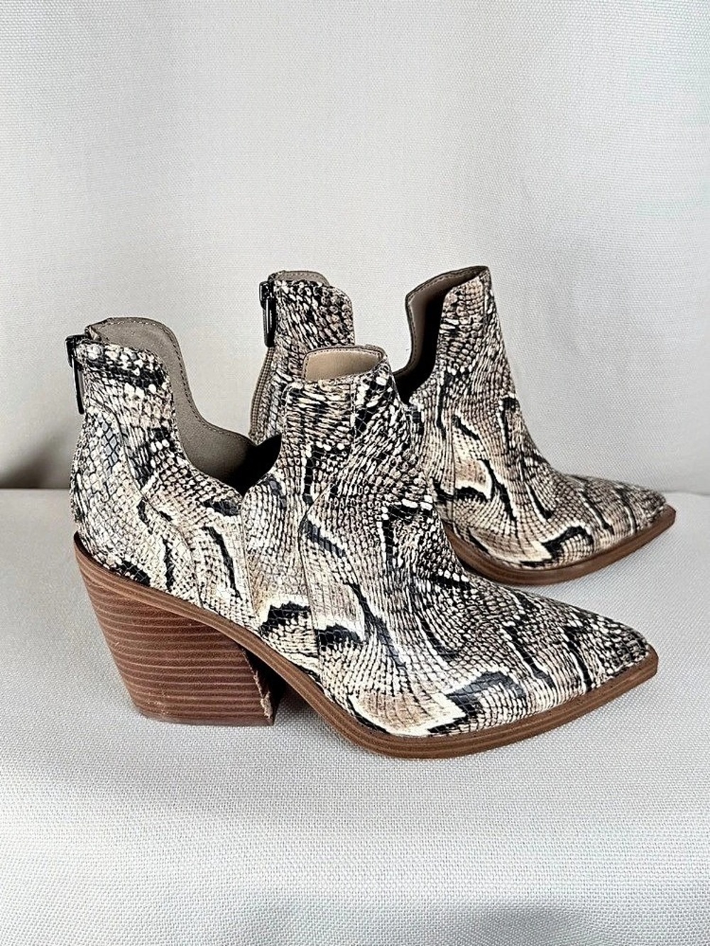 Vince Camuto Fig Cutout Ankle Booties Snakeskin Print Heeled Boots